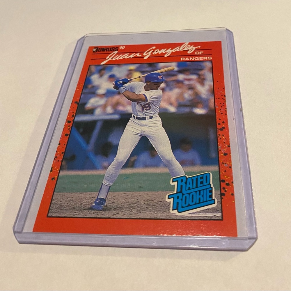 Juan Gonzalez RC Rookie 1990 Donruss Baseball Card #33 Vintage collectibles